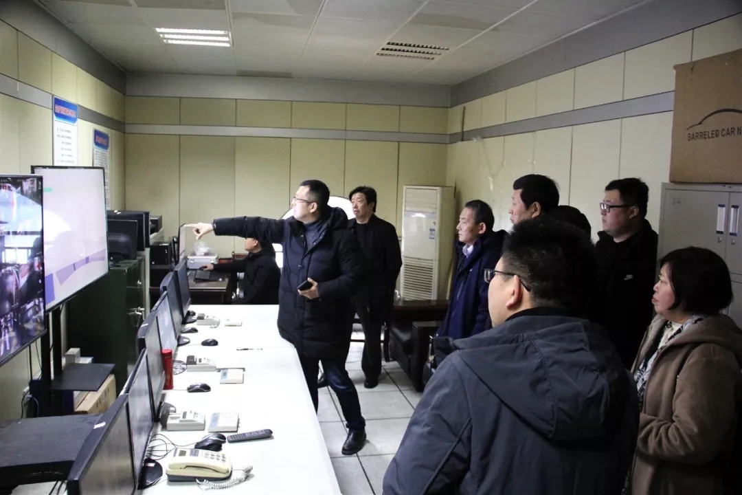 2.webp.jpg 2.webp.jpg